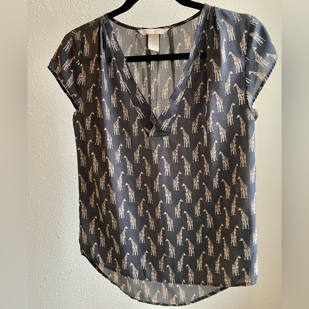H&M Stylish Gray Giraffe Print Women's Top